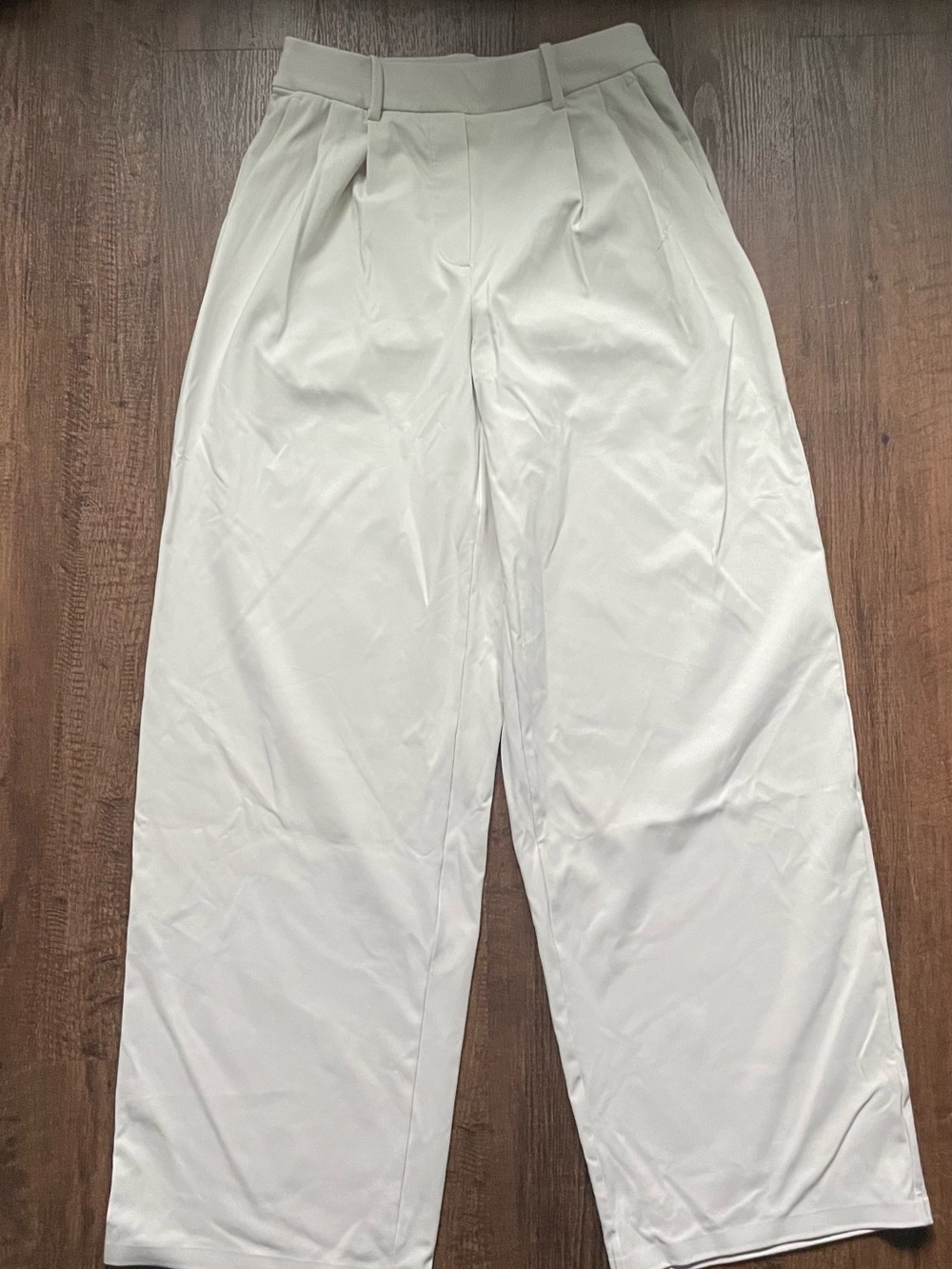 lululemon athletica women’s  Daydrift Wide-Leg Trousers in White